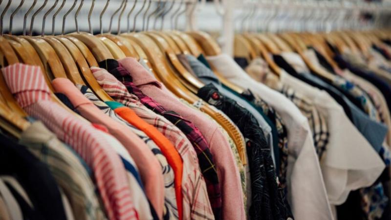 Etiquetas termocolantes para roupas são a solução prática e durável que você precisa